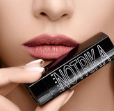 رژلب جامد مات مخملی نوتریکا