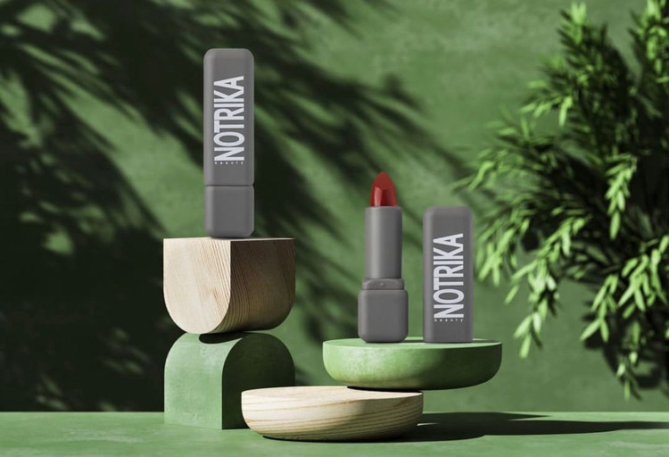 رژلب جامد مات مخملی نوتریکا