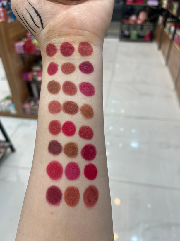 رژ مدادی لسو استار